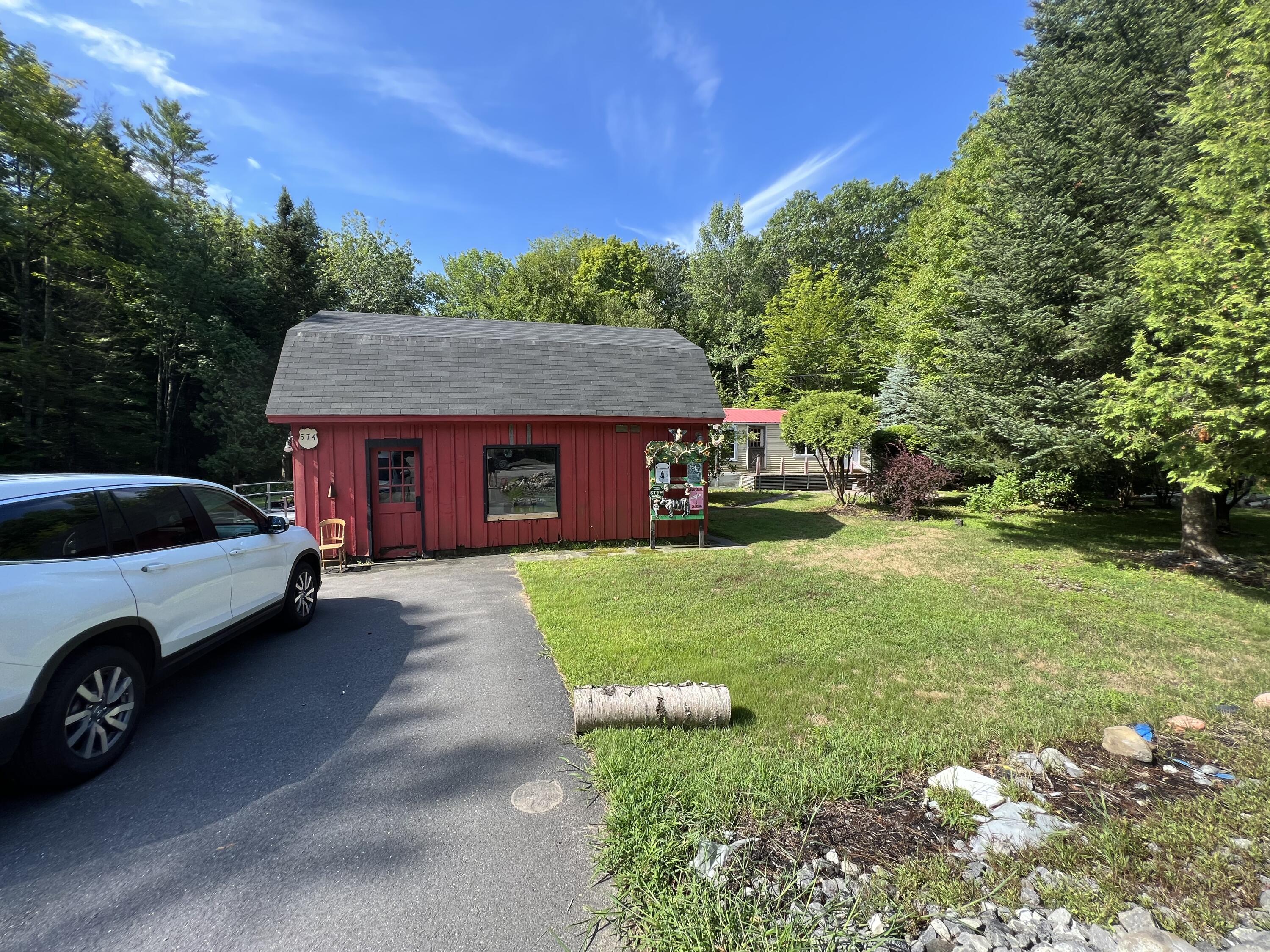 574 Lewiston Road Topsham, ME 04086 - Photo 11 of 29 DCDA2C2B-28F6-4E0D-A511-F81DC32347B9