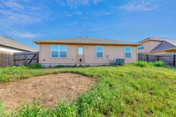 $2,100 | 18125 Ryegate Drive, Manor, TX 78653