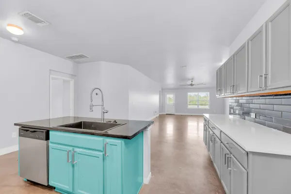 $2,100 | 18125 Ryegate Drive, Manor, TX 78653