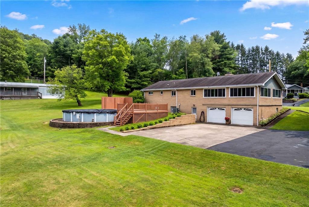 546 Backbone Road Clinton, PA 15026 - Photo 4 of 50