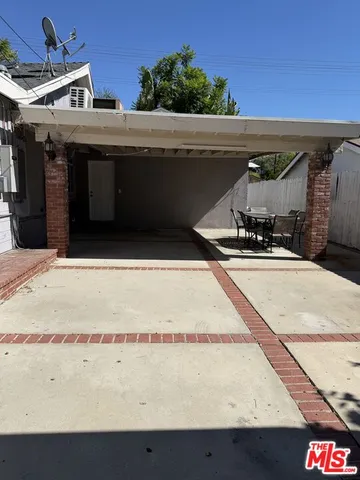 a view of outdoor space