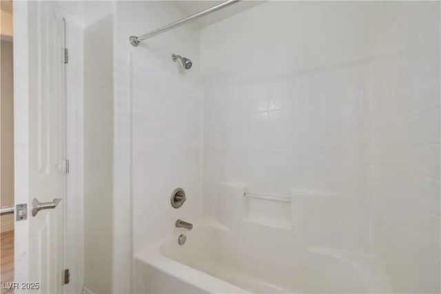 $2,500 | 1095 Snow Roof Avenue, Henderson, NV 89052