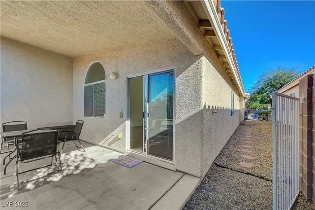 $2,500 | 1095 Snow Roof Avenue, Henderson, NV 89052