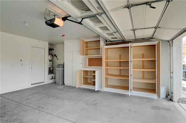 $2,500 | 1095 Snow Roof Avenue, Henderson, NV 89052