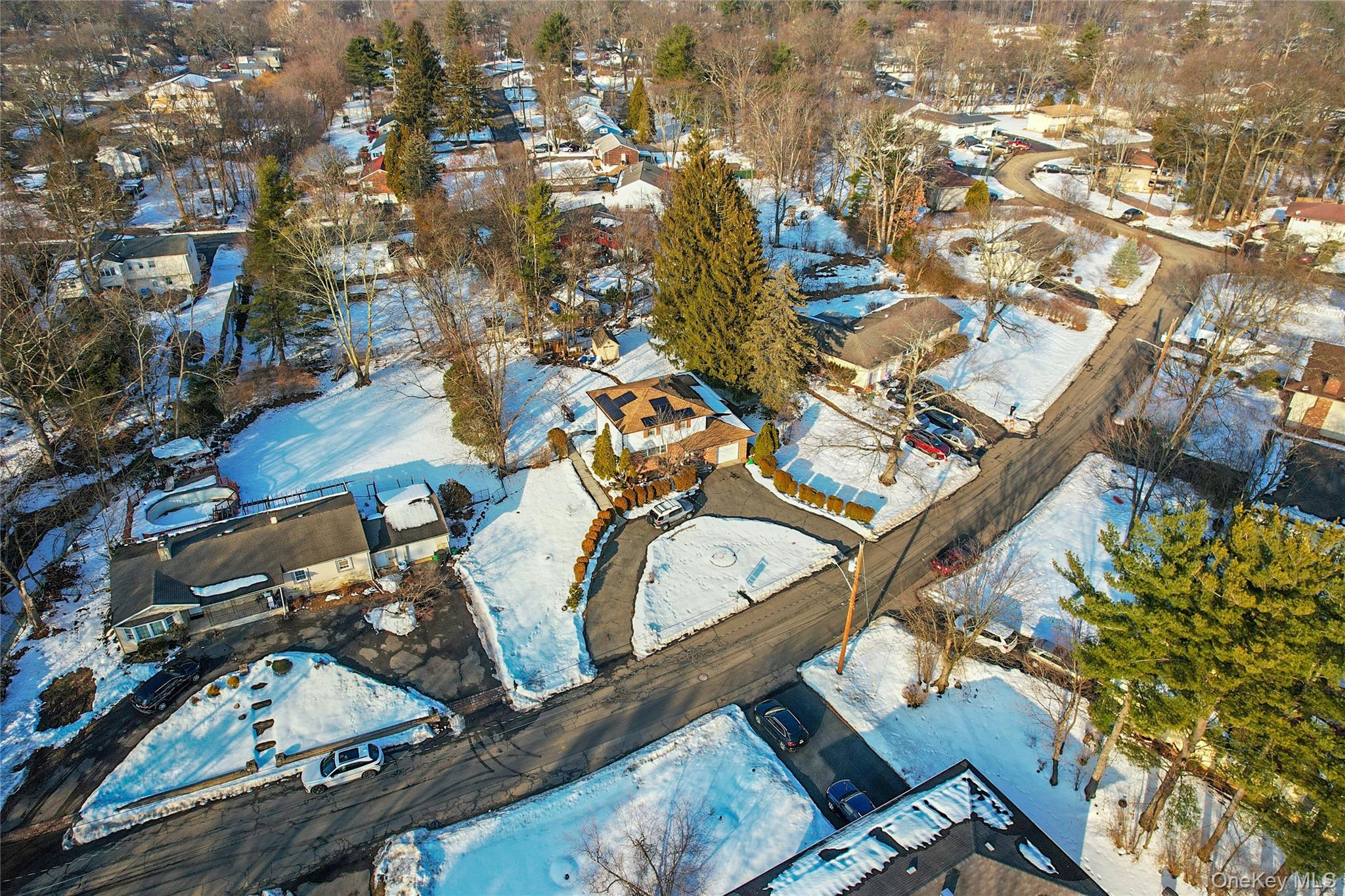 6 Merrick Lane Spring Valley, NY 10977 - Photo 3 of 31