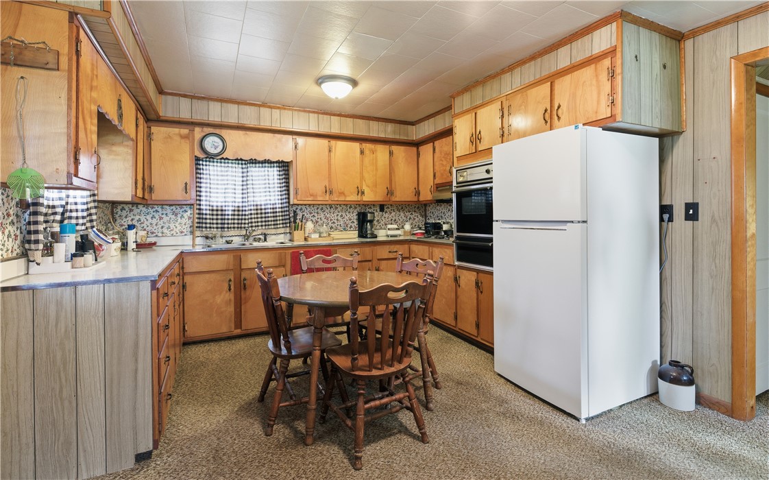 41 Wellsboro Street Tioga, PA 16946 - Photo 10 of 31