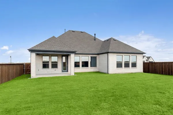 $449,990 | 765 Shinnery Oak Way, Waxahachie, TX 75165