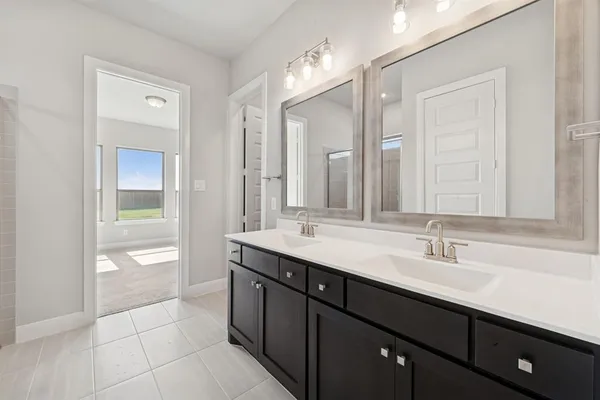 $449,990 | 765 Shinnery Oak Way, Waxahachie, TX 75165