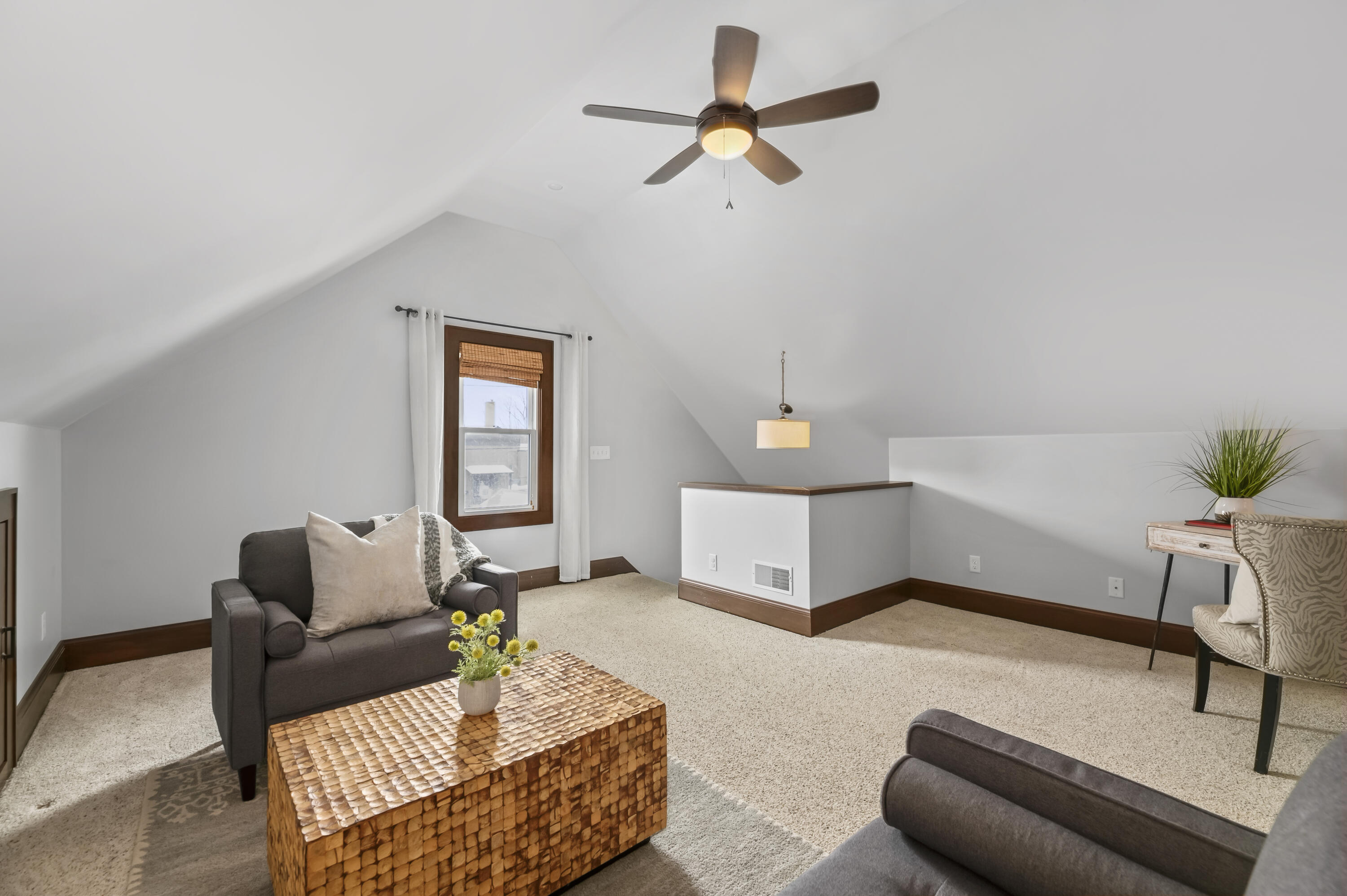 2735 South Greeley Street Milwaukee, WI 53207 - Photo 21 of 37 Upper Level Bonus Room/Suite