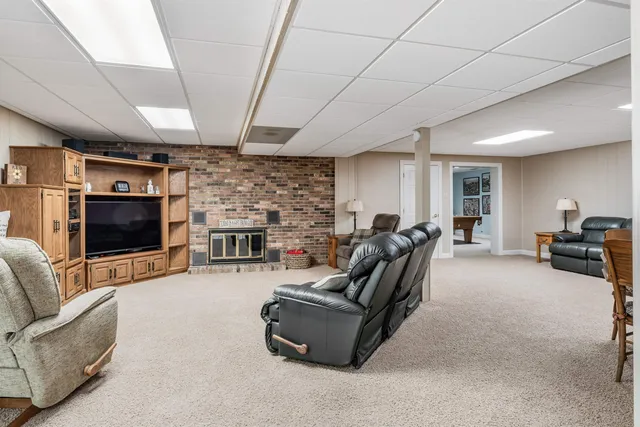 $750,000 | 14415 Highway 13, North Manchester, IN 46962