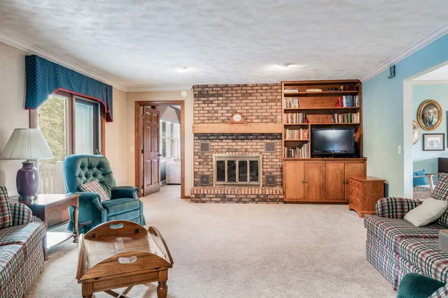 $750,000 | 14415 Highway 13, North Manchester, IN 46962