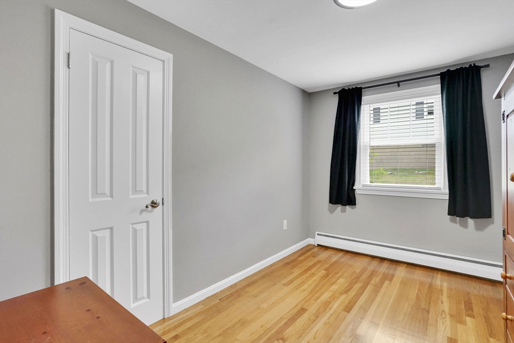 125 East Allen Ridge Road Springfield, MA 01118 - Photo 20 of 42