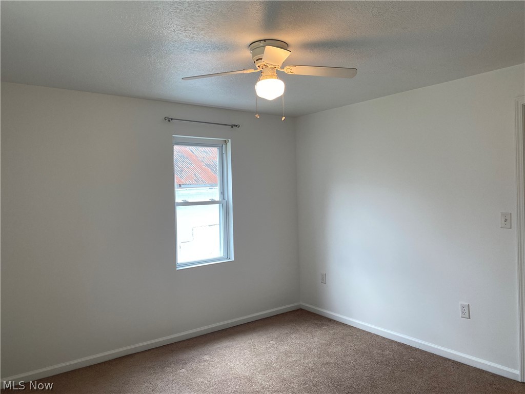 1904 Ronald Road Akron, OH 44312 - Photo 17 of 33