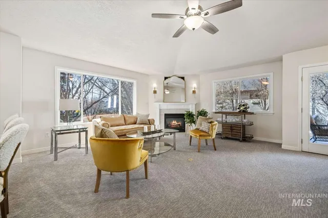 $624,999 | 725 North Eagle Road, Eagle, ID 83616