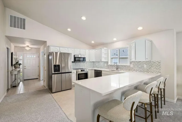 $624,999 | 725 North Eagle Road, Eagle, ID 83616