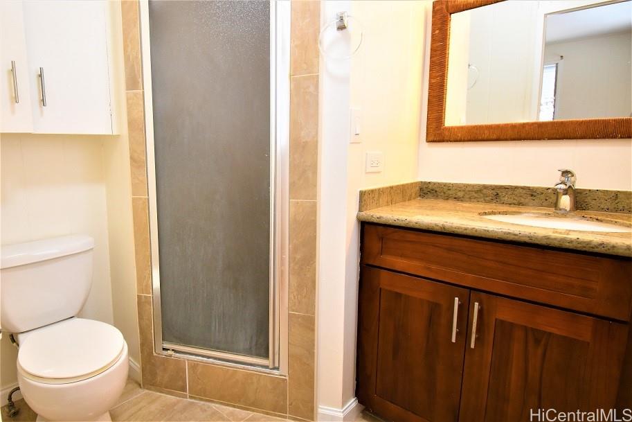 172 Puiwa Road Honolulu, HI 96817 - Photo 13 of 23 Master Bathroom