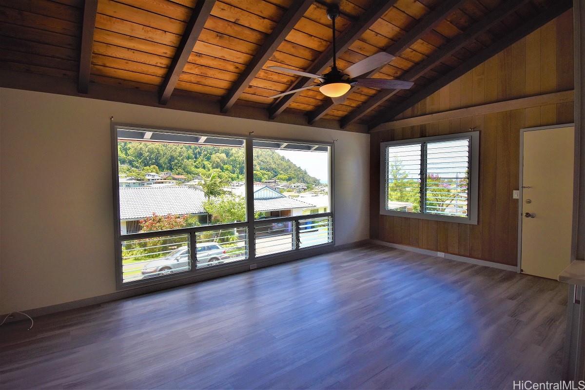 172 Puiwa Road Honolulu, HI 96817 - Photo 3 of 23 Living Room