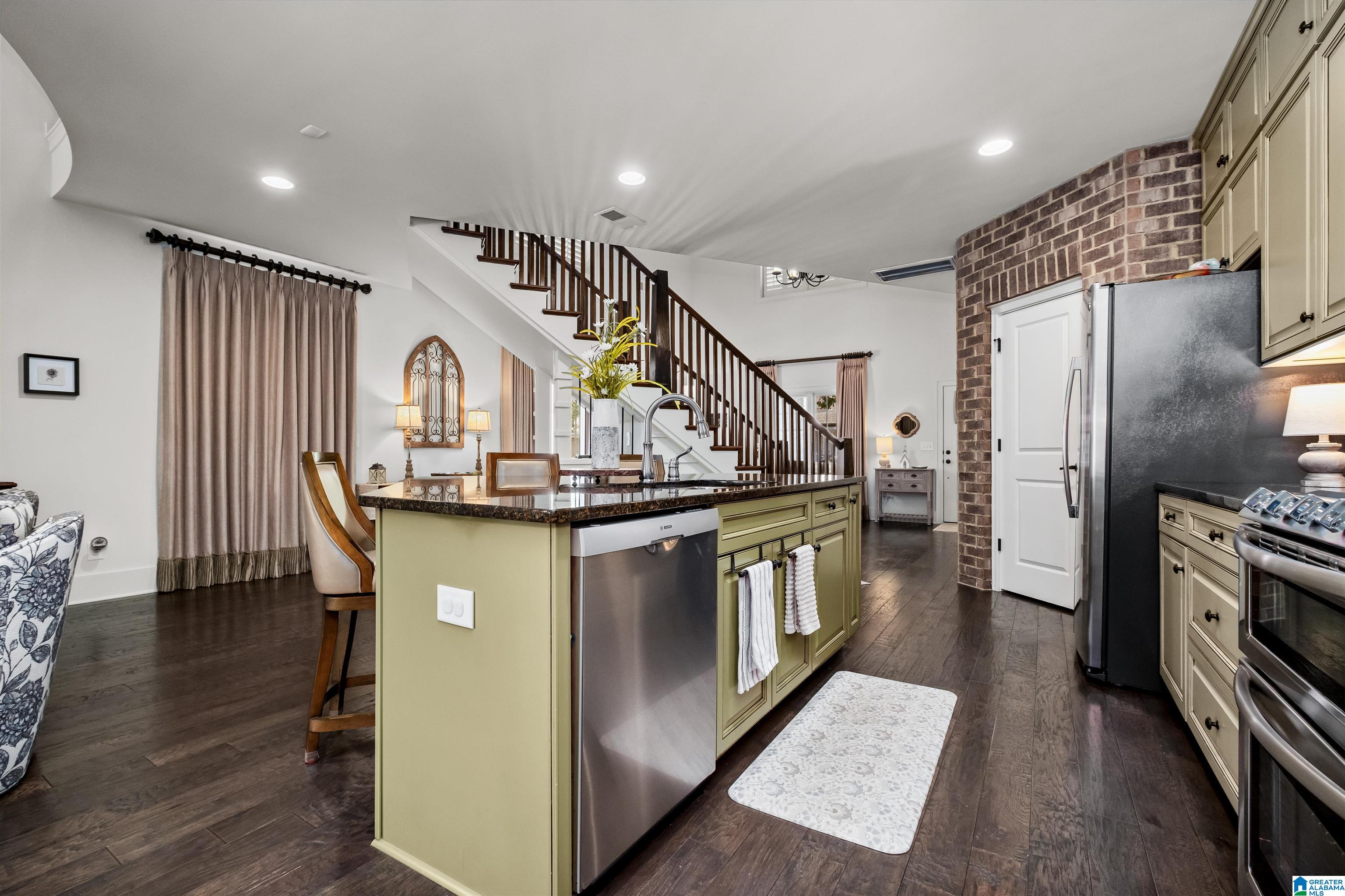1519 Chace Lane Birmingham, AL 35244 - Photo 15 of 43