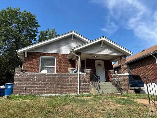$185,000 | 2213 Yale Avenue, St. Louis, MO 63143