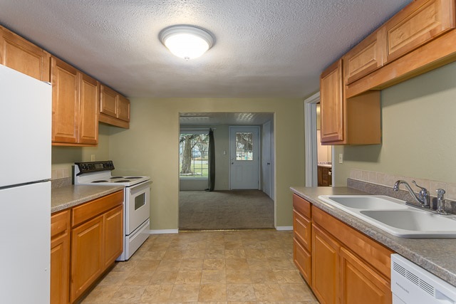 502 South Koren Road Spokane Valley, WA 99212 - Photo 4 of 20 Gallery Image 4