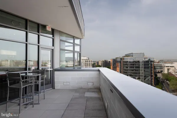 $2,600 | 460 New York Avenue Northwest, Unit 803, Washington, DC 20001