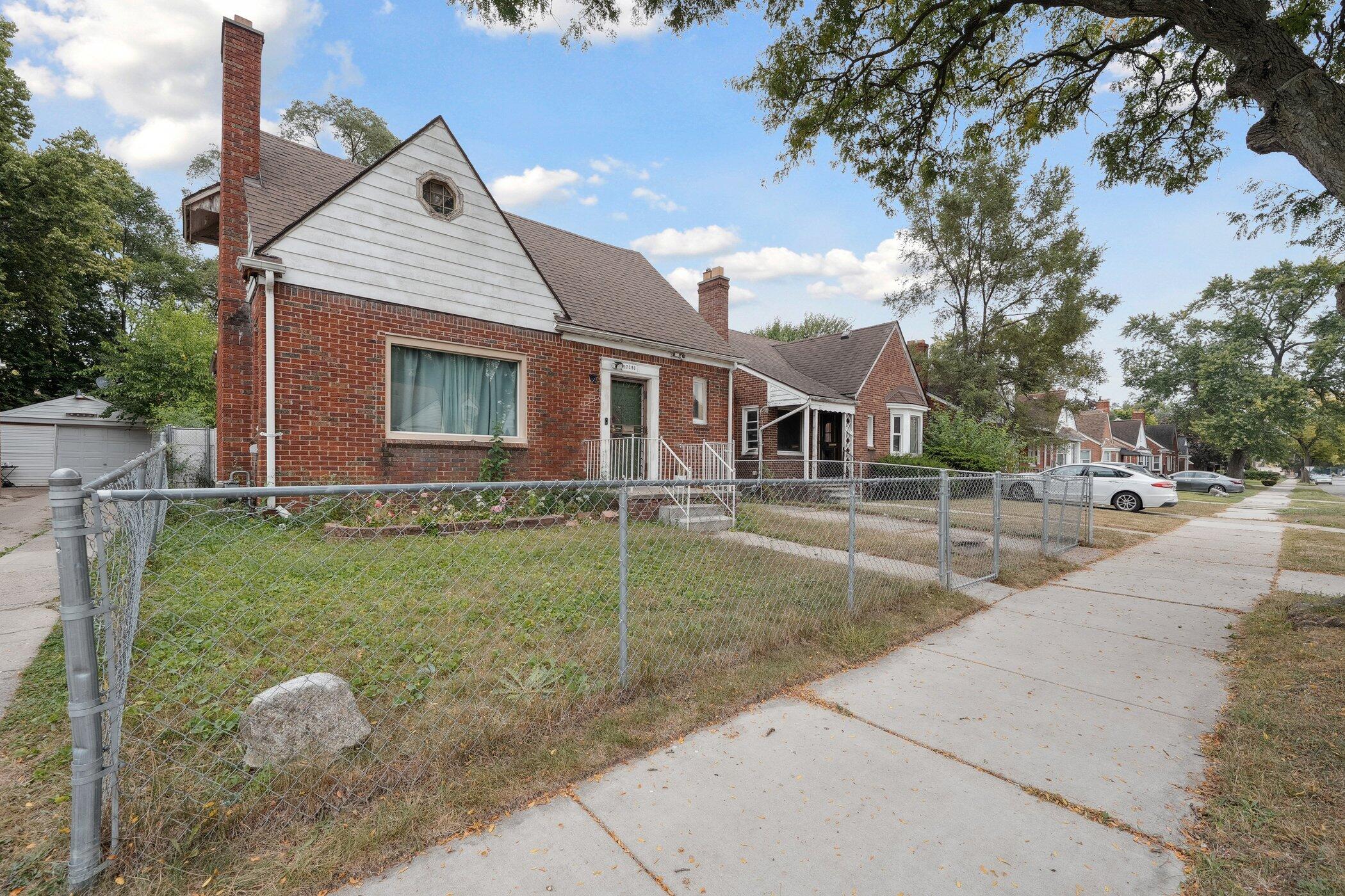 17360 Mansfield Street Detroit, MI 48235 - Photo 2 of 22 17360-Mansfield-St-Detroit-MI-4823-Windo