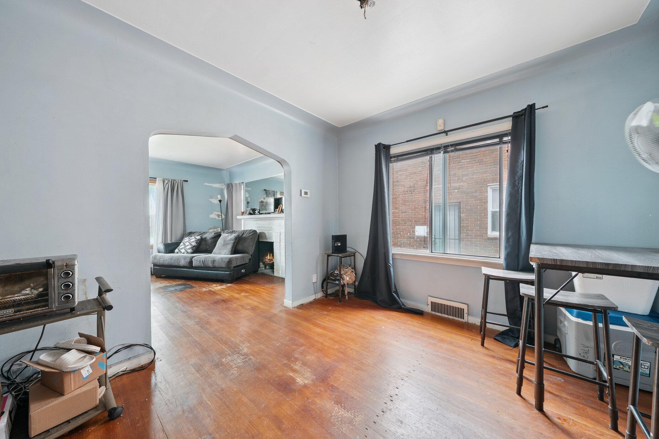 17360 Mansfield Street Detroit, MI 48235 - Photo 5 of 22 17360-Mansfield-St-Detroit-MI-4823-Windo