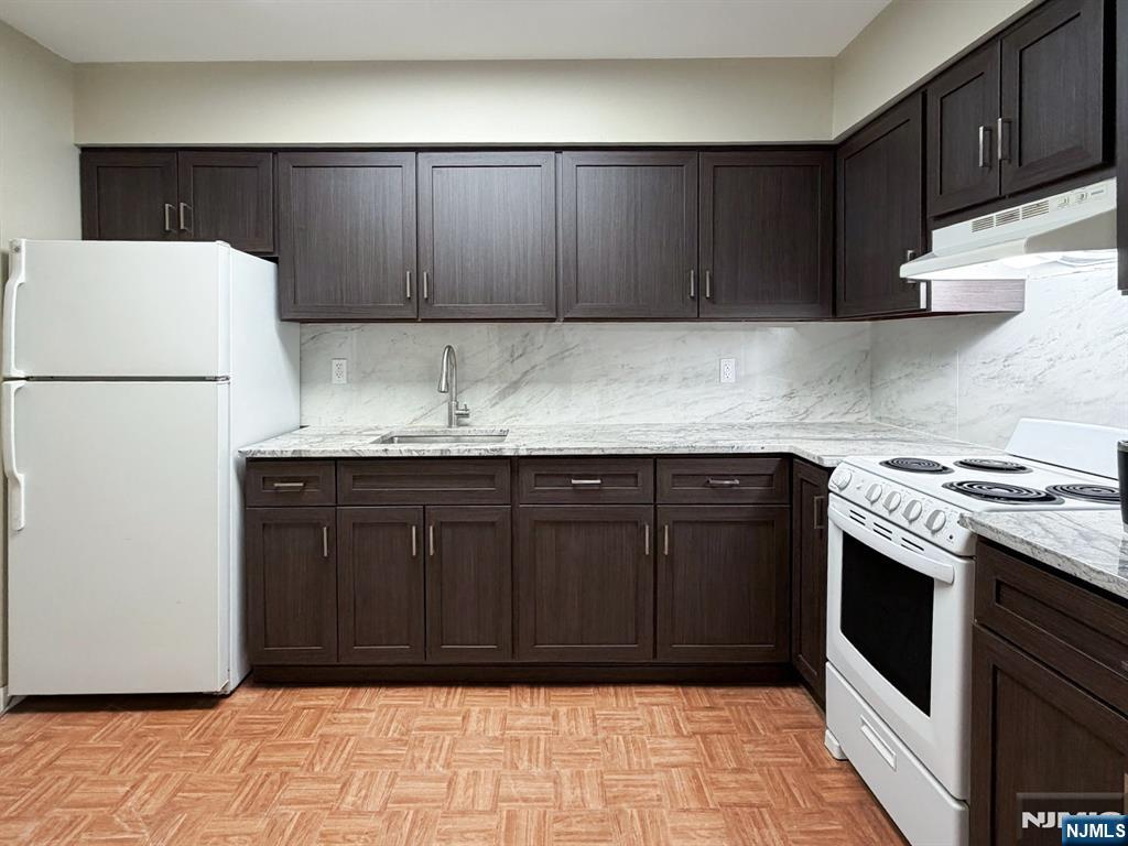 274 County Road, Unit 3E Tenafly, NJ 07670 - Photo 2 of 4