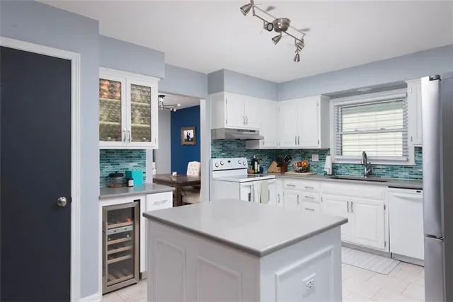 $320,000 | 3625 North Walnut Street, Kansas City, MO 64116