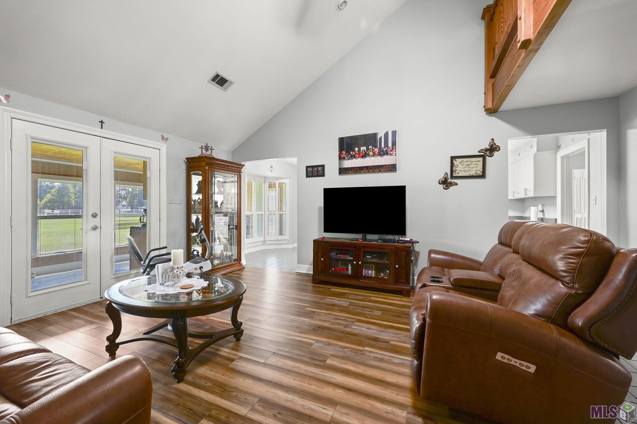 44381 Stringer Bridge Road St. Amant, LA 70774 - Photo 17 of 24 Gallery Image 17