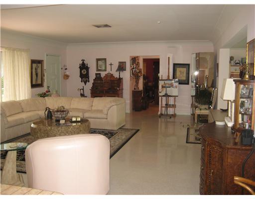 535 Northeast Spanish Court Boca Raton, FL 33432 - Photo 4 of 16 Additional Photo