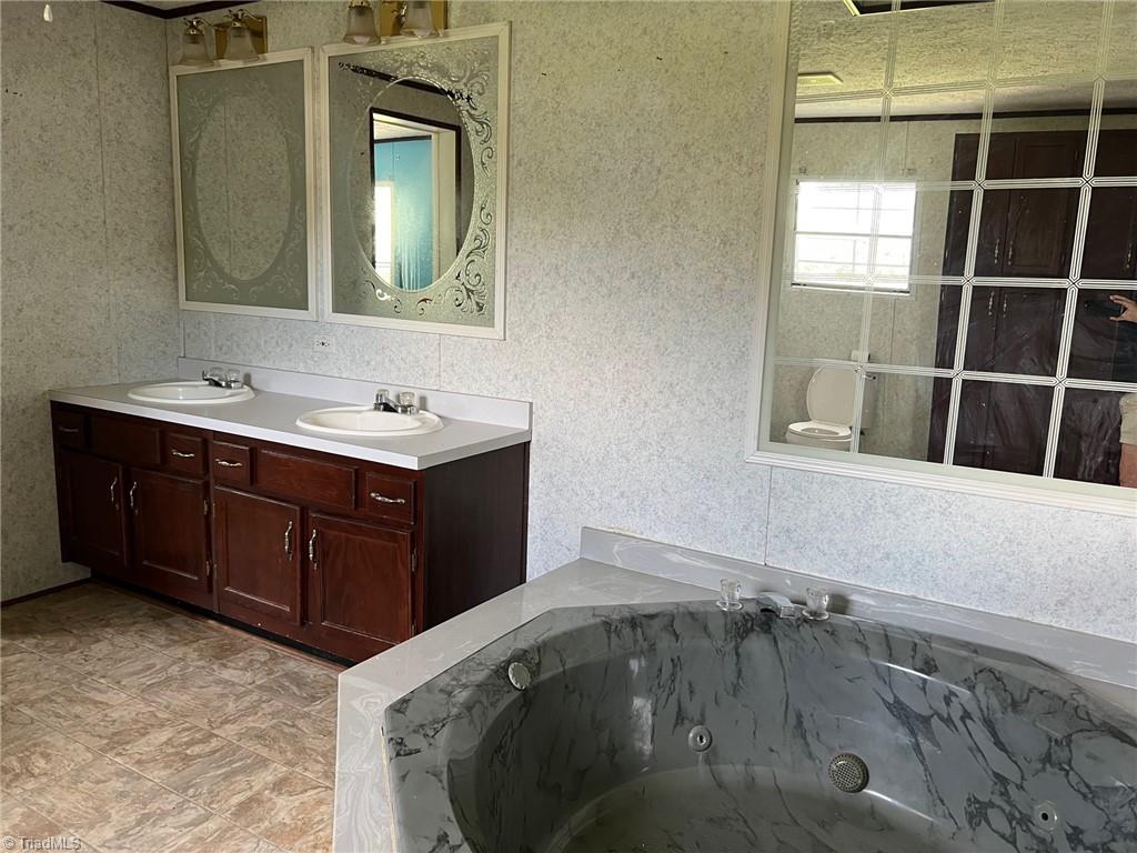 2945 Harding Steelman Road Yadkinville, NC 27055 - Photo 15 of 22 Gallery Image 15