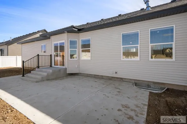 $585,000 | 1649 Palm Spgs Drive, Idaho Falls, ID 83404