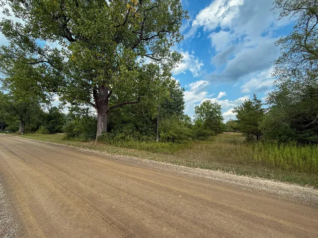 $249,000 | 39-acres North Pingree Road, Alma, MI 48801