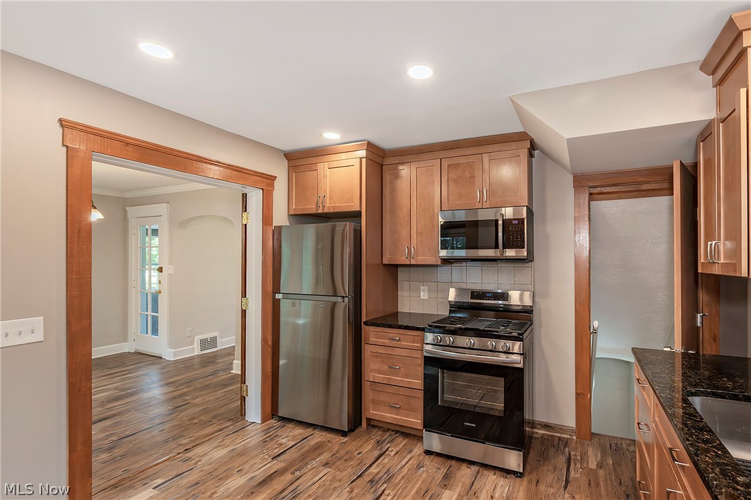 1411 Belrose Road Mayfield Heights, OH 44124 - Photo 13 of 50