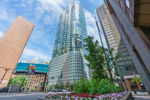 $3,400 | 600 North Fairbanks Court, Unit 1308, Chicago, IL 60611