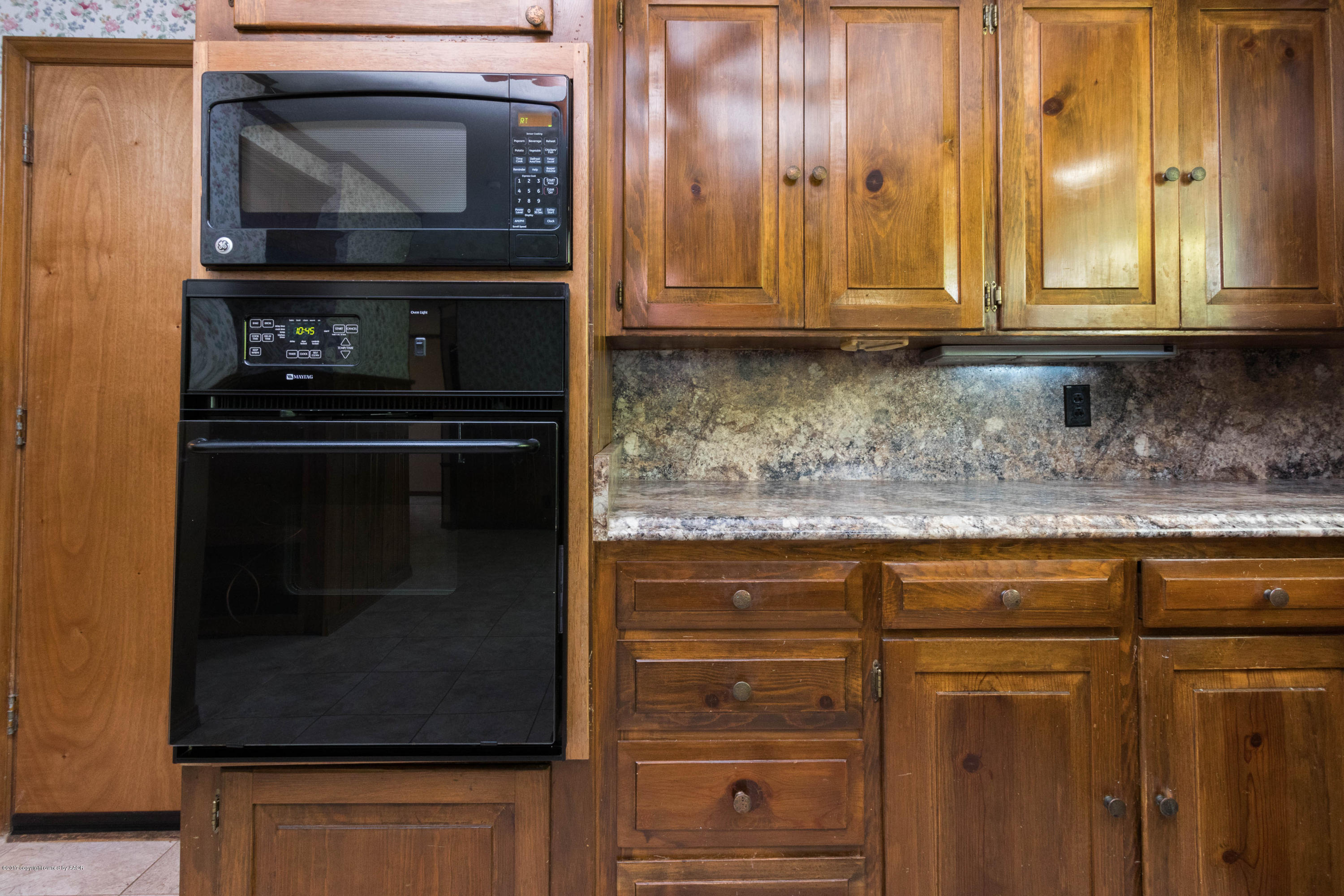 4223 Arden Road Amarillo, TX 79110 - Photo 14 of 39 Kitchen