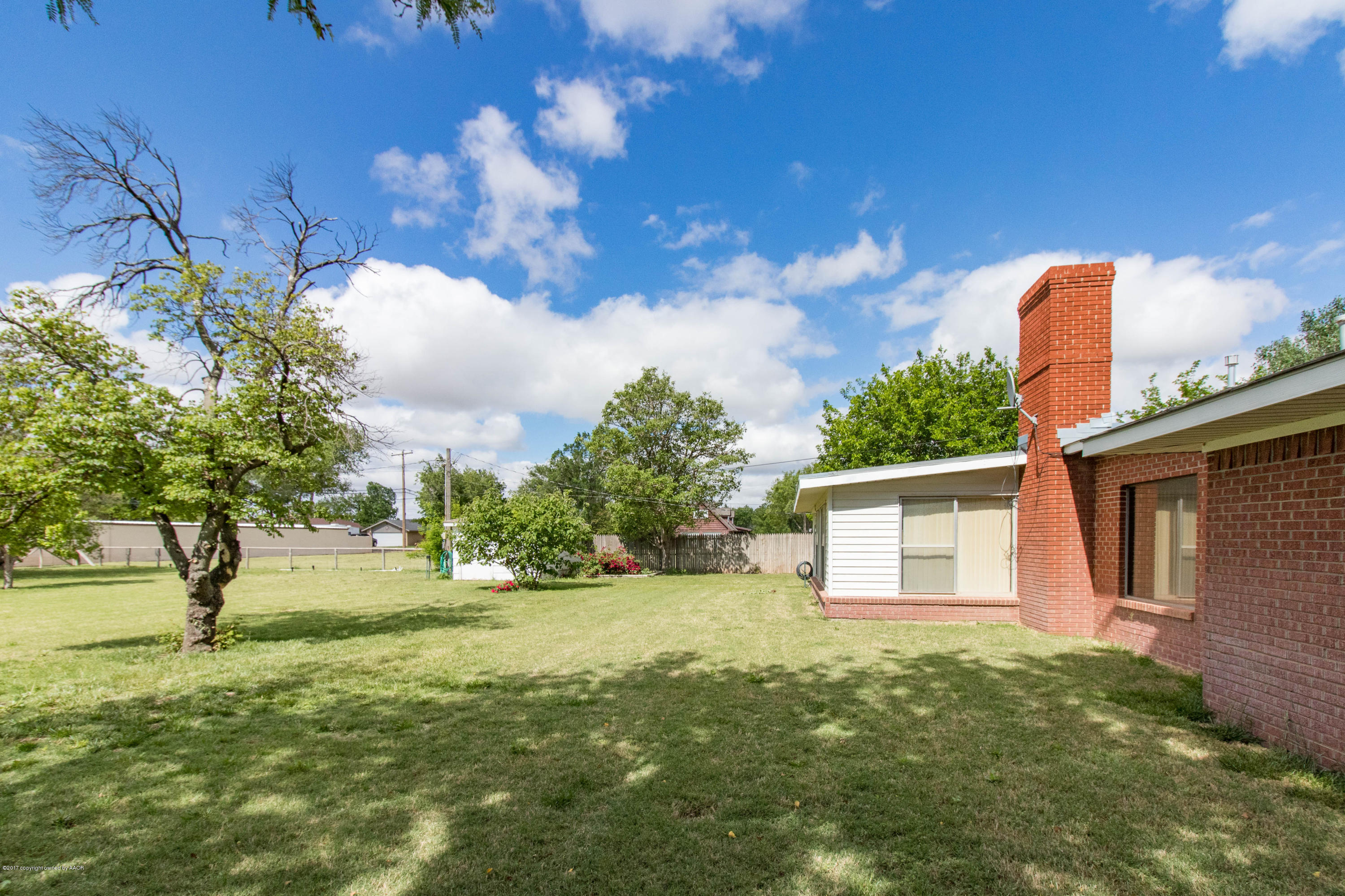 4223 Arden Road Amarillo, TX 79110 - Photo 35 of 39 Backyard