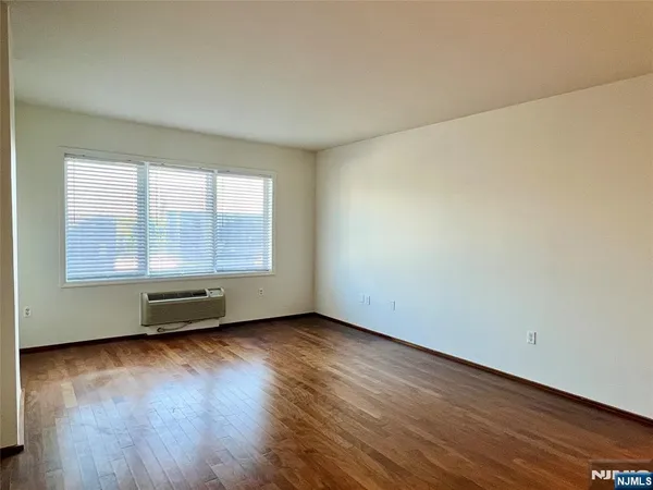 $2,650 | 3112 City Place, Unit 3112, Edgewater, NJ 07020