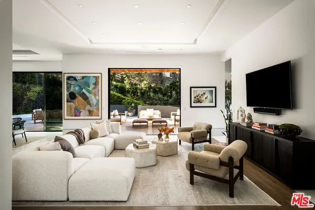 $8,495,000 | 17335 Tramonto Drive, Pacific Palisades, CA 90272