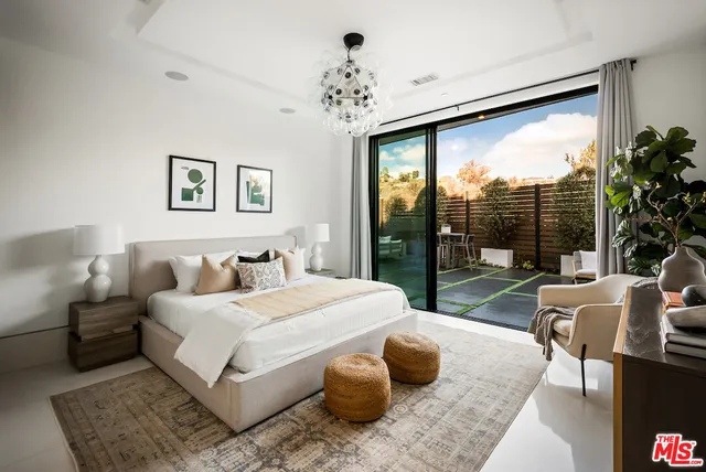 $8,495,000 | 17335 Tramonto Drive, Pacific Palisades, CA 90272