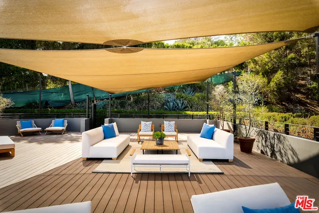 $8,495,000 | 17335 Tramonto Drive, Pacific Palisades, CA 90272