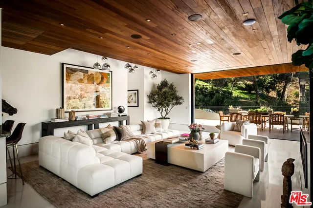 $8,495,000 | 17335 Tramonto Drive, Pacific Palisades, CA 90272