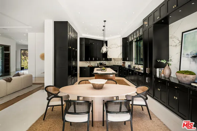 $8,495,000 | 17335 Tramonto Drive, Pacific Palisades, CA 90272