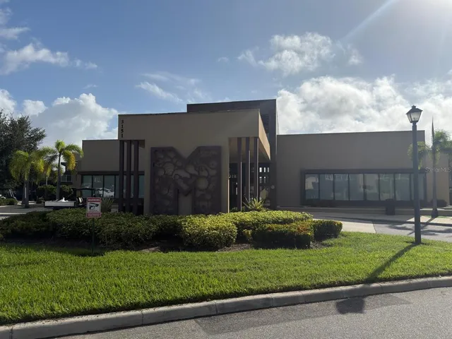 $430,000 | 7657 Recife Drive, Kissimmee, FL 34747