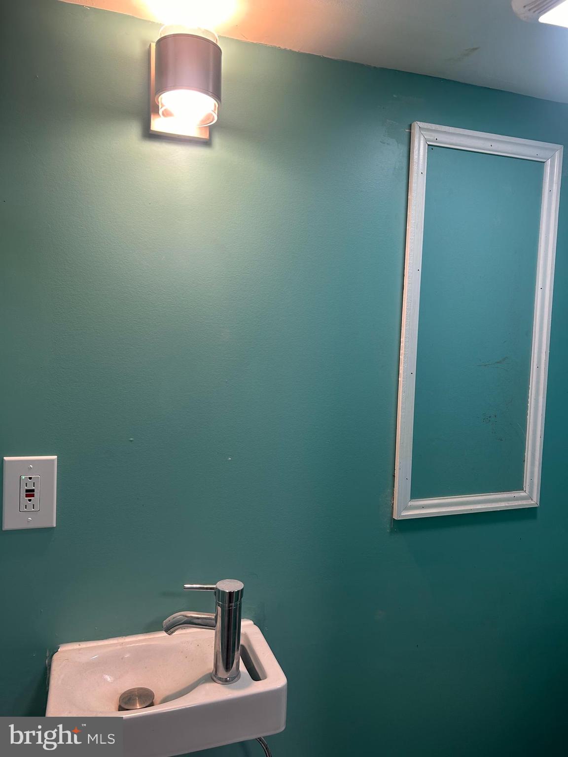 1308 West Lippincott Street Philadelphia, PA 19132 - Photo 20 of 26