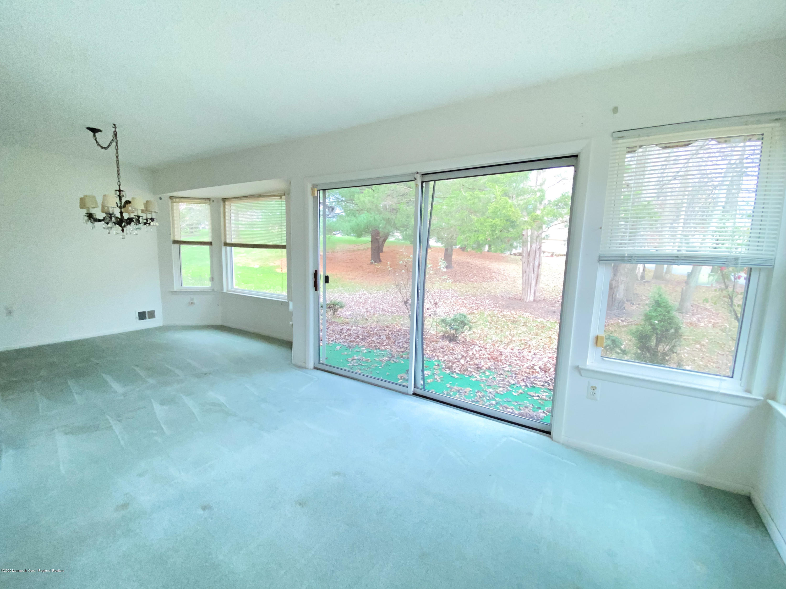238 Ravenswood Road Englishtown, NJ 07726 - Photo 5 of 19 Dining Room 2