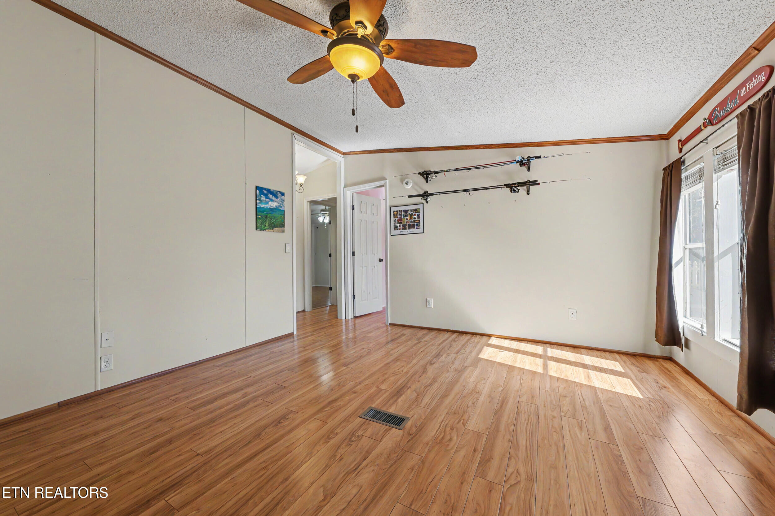 736 Susong Memorial Road Greeneville, TN 37743 - Photo 34 of 58 34_img_0540