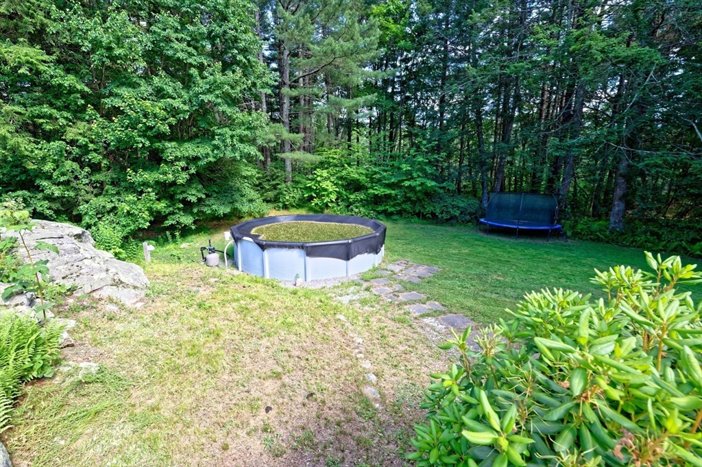 24 Woodland Road Uxbridge, MA 01569 - Photo 34 of 35