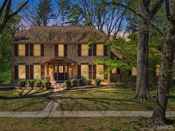 $625,000 | 14121 Westernmill Drive, Chesterfield, MO 63017